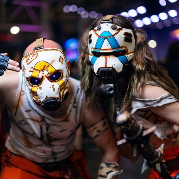Psycho mask from Borderlands 3 with LEDs - Image 4