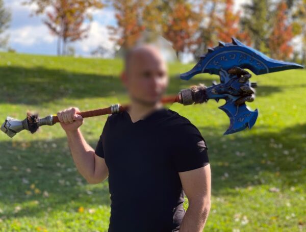 Shadowmourne Axe replica (125 cm length)