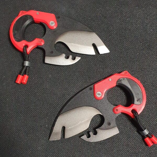 Pair of Jane's Doe Knifes (Zenless Zone Zero, Jane Doe Knife) for cosplay - Image 2