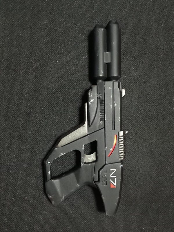 Mass Effect 5 teaser trailer Pistol with LEDs and moving trigger - Image 4