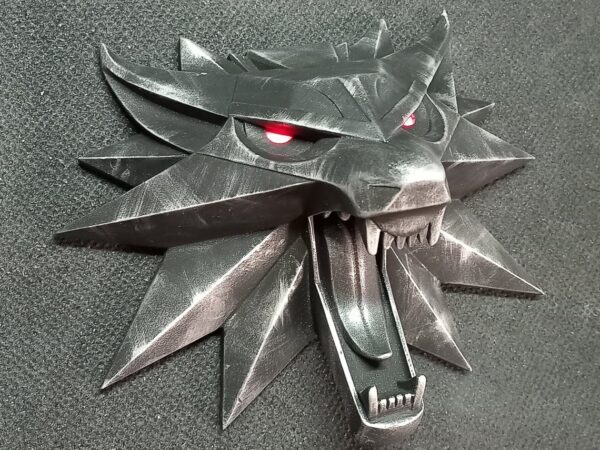 Witcher Wolf Head with LED wall decor (Wolf school medallion) - Image 6