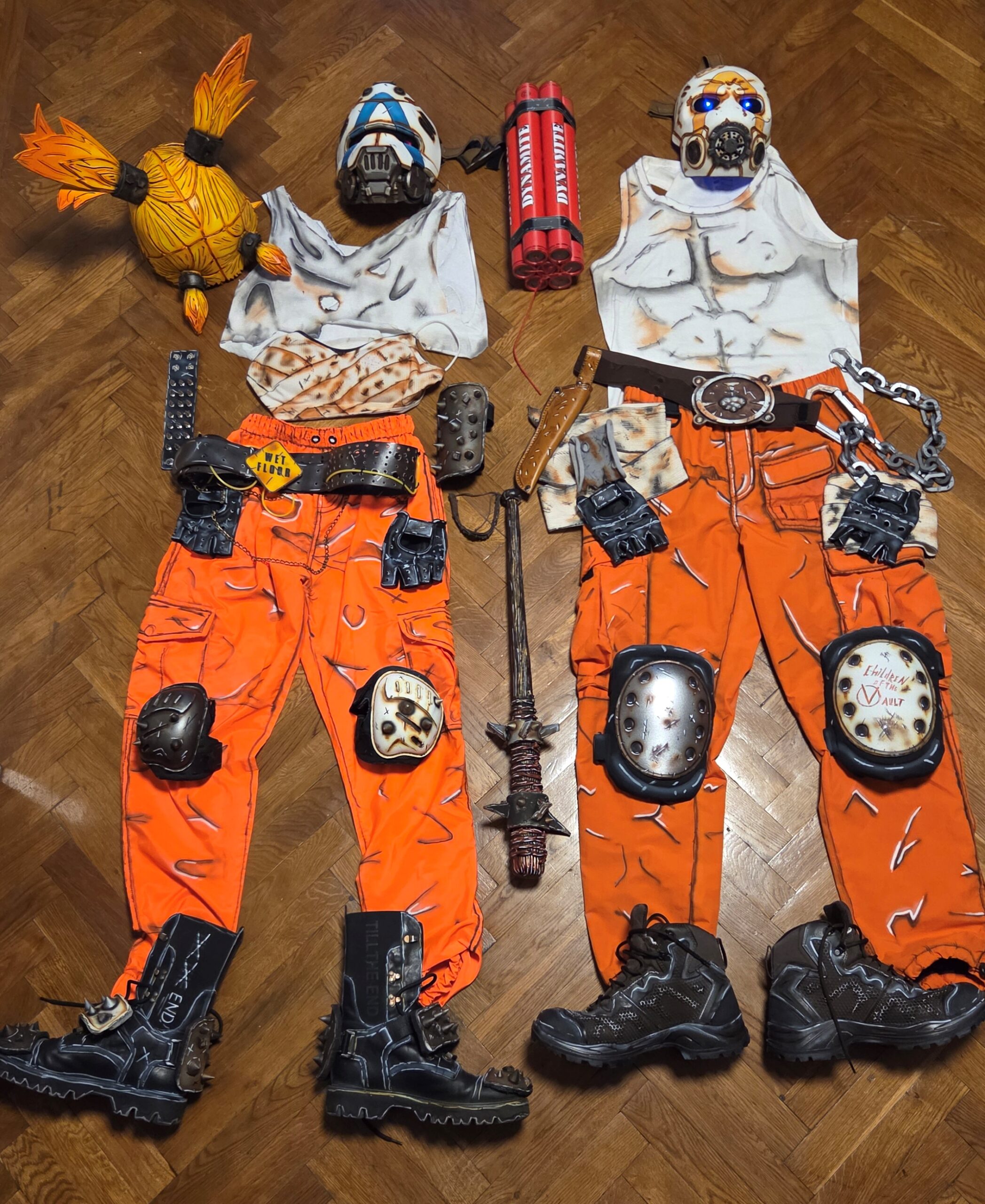 Borderlands Psycho Cosplay Set Pair – Male & Female Cell-Shaded Costumes USED - Image 2